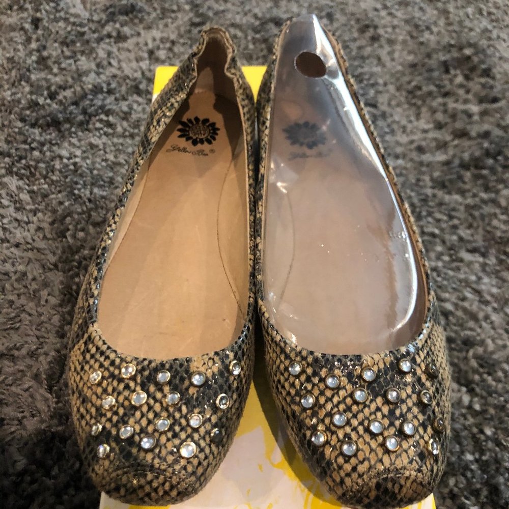 Womens Yellowbox Snakeskin Flats